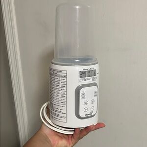 White Baby Bottle Sterilizer